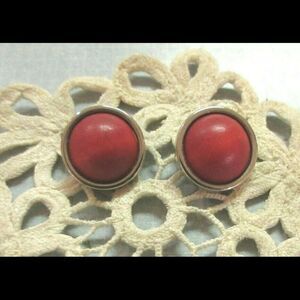 Vintage Aarikka Finnish clip earrings red